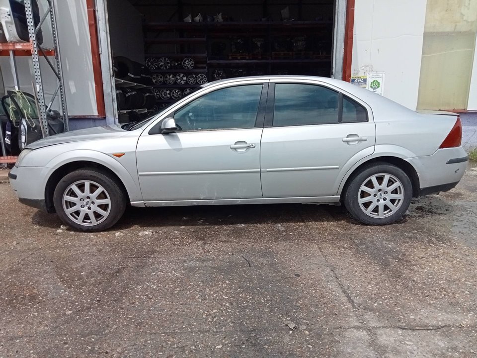 FORD Mondeo 3 generation (2000-2007) Jobb oldali visszapillantó tükör 1S7117682MF 25041122