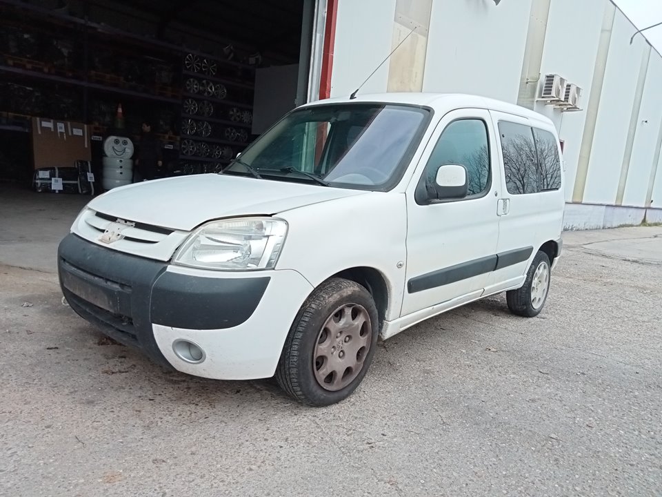 PEUGEOT Partner 1 generation (1996-2012) Aušinimo radiatorius 9659232180 25043488