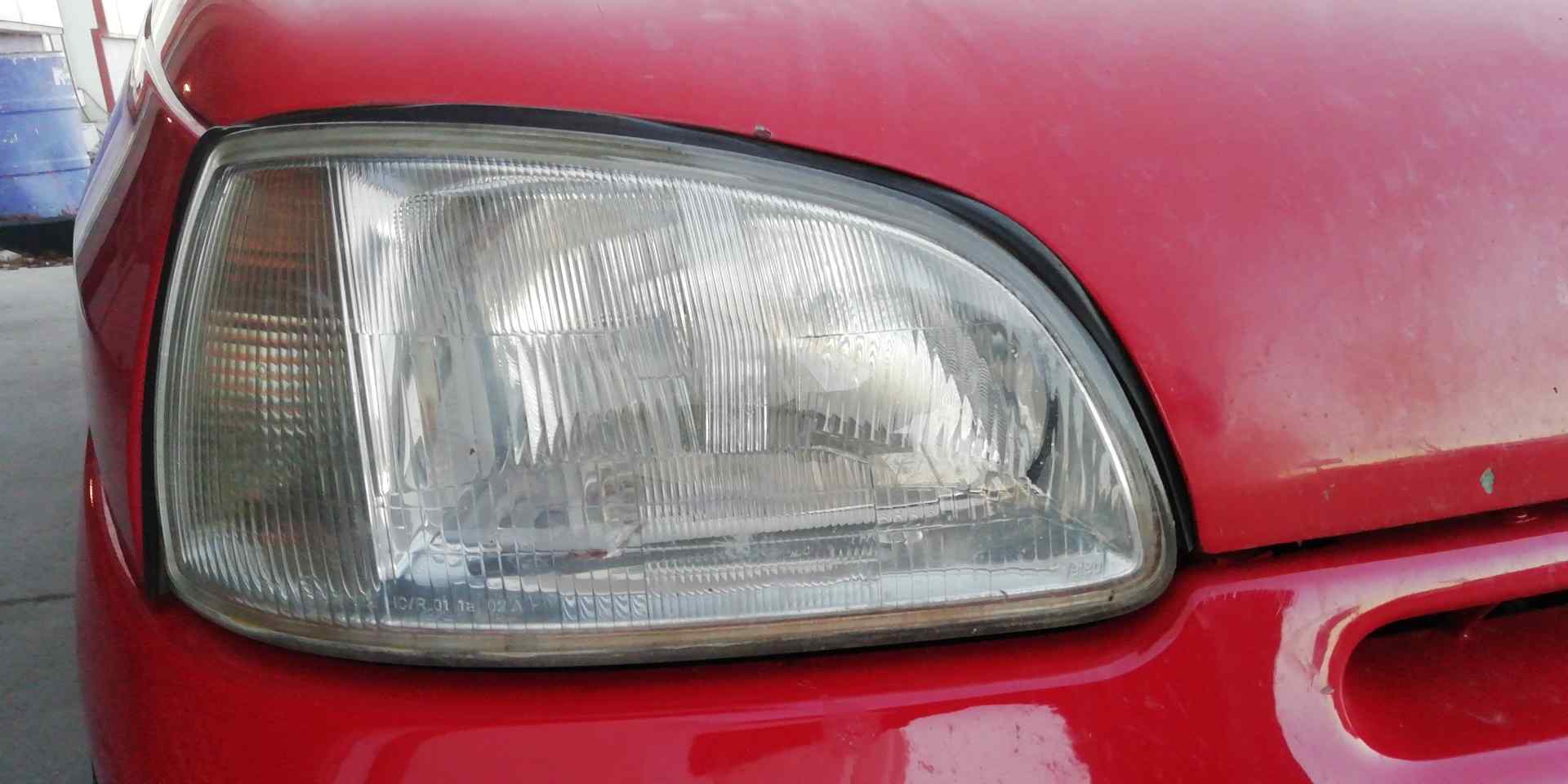 RENAULT Clio 1 generation (1990-1998) Priekinis dešinys žibintas 67724289 25040044