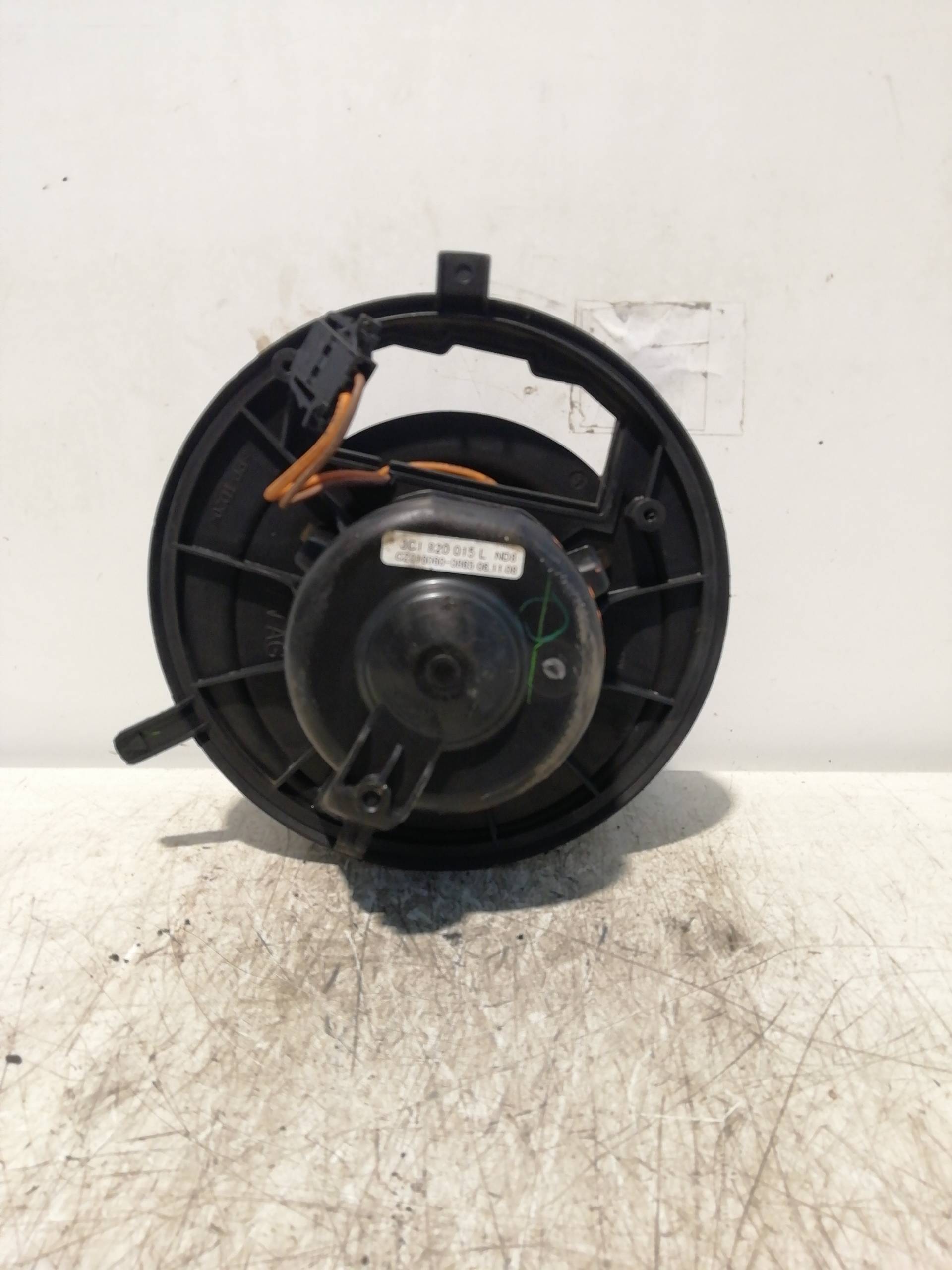 VOLKSWAGEN Passat B6 (2005-2010) Motor încălzitor interior 3C1820015L, 3C1820015L 20852526