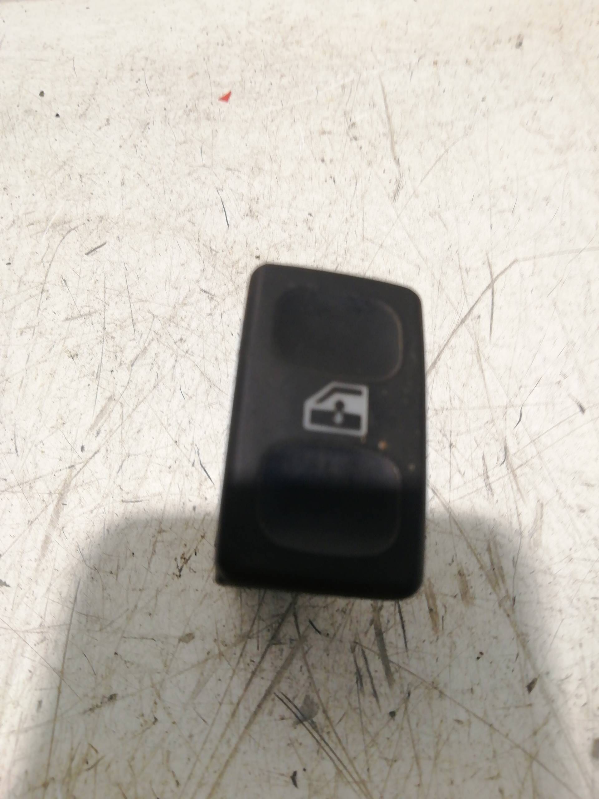 SEAT Cordoba 1 generation (1993-2003) Front Right Door Window Switch 6K0959855A,6K0959855A 20861767