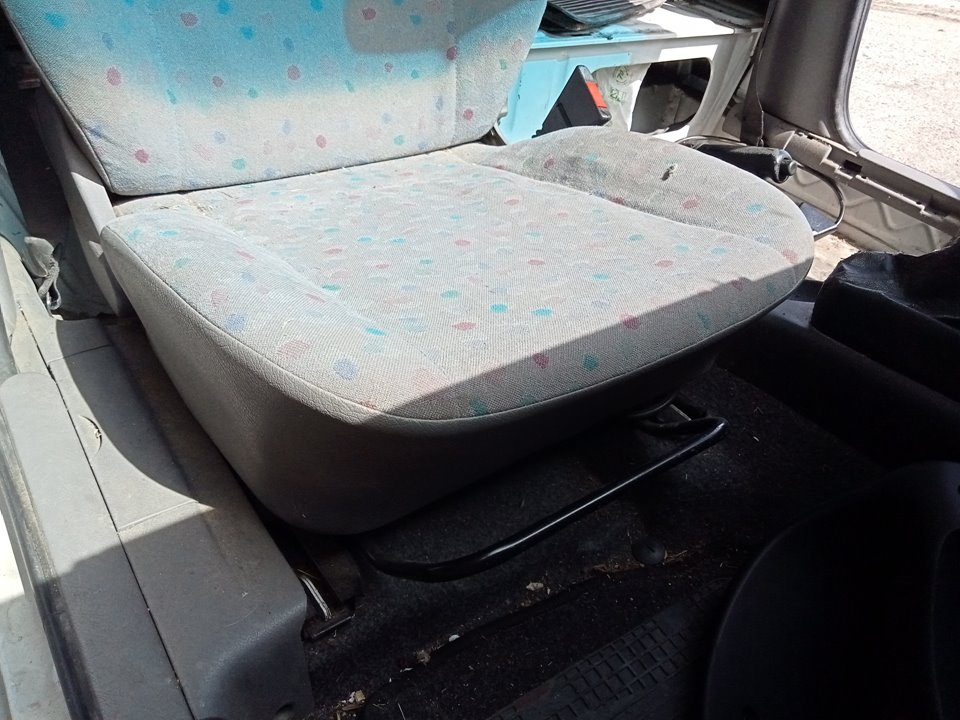 OPEL Combo B (1993-2001) Front Right Seat 25071513