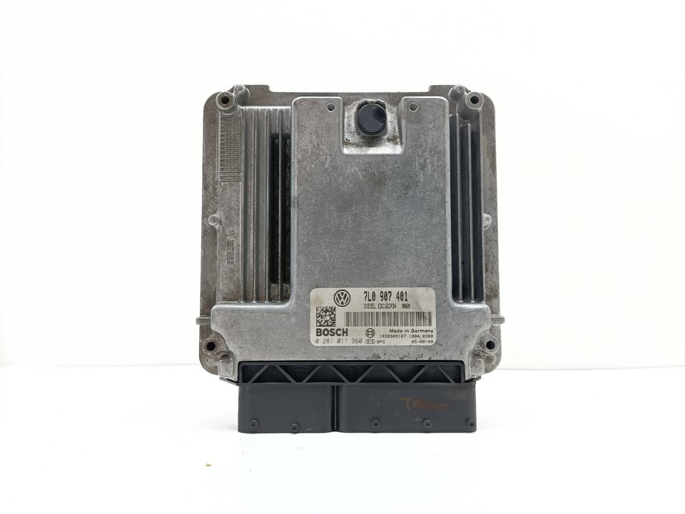 VOLKSWAGEN Touareg 1 generation (2002-2010) Engine Control Unit ECU 7L0907401 25040213