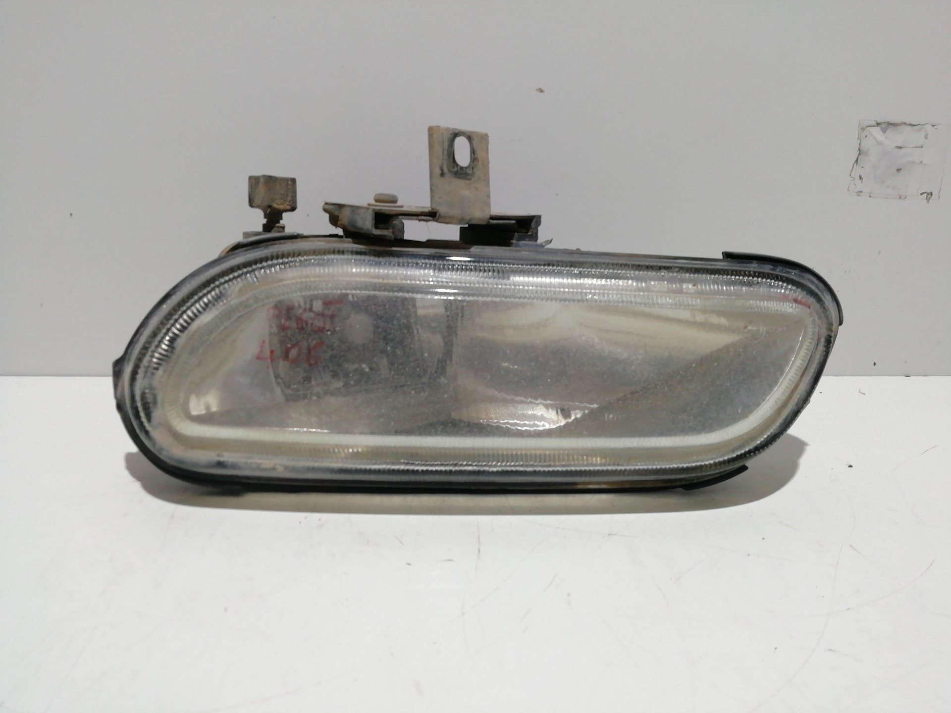 AUDI 406 1 generation (1995-2004) Front Left Fog Light 37090748S, 37090748S 20712729