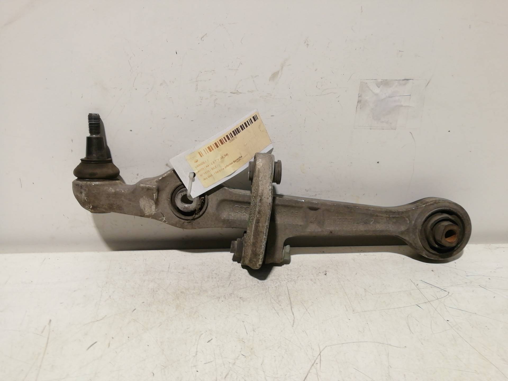 AUDI A4 B6/8E (2000-2005) Front Right Arm 8E0407155E 20861768