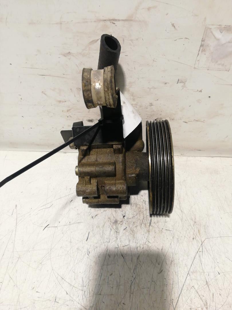 PEUGEOT Expert 1 generation (19962007) Power Steering Pump 9640906580