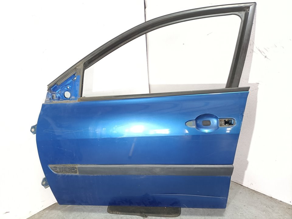 AUDI Megane 2 generation (2002-2012) Front Left Door 7751473728 20854220