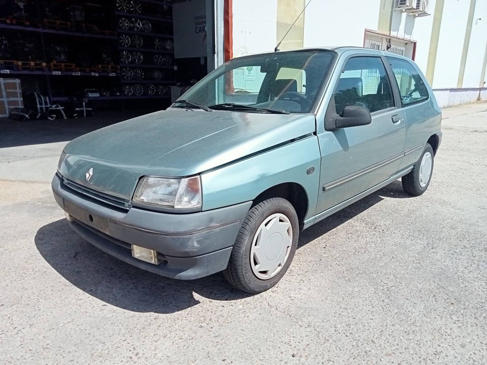 RENAULT Clio 1 generation (1990-1998) Aušinimo radiatorius 25865100