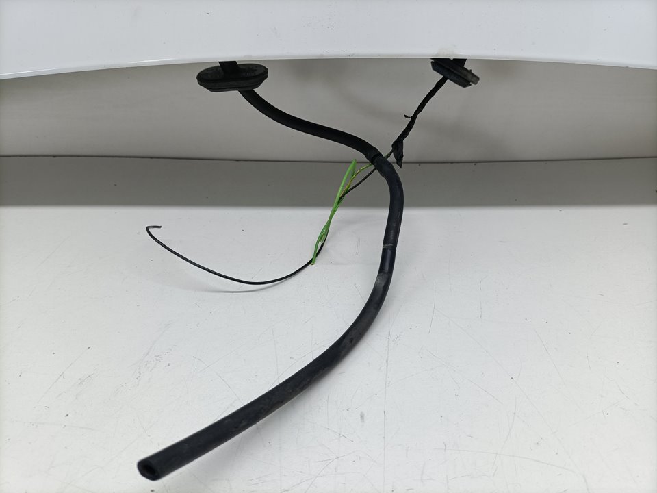 FORD Focus 2 generation (2004-2011) Spoiler hayon 8M51A44210A 25041174