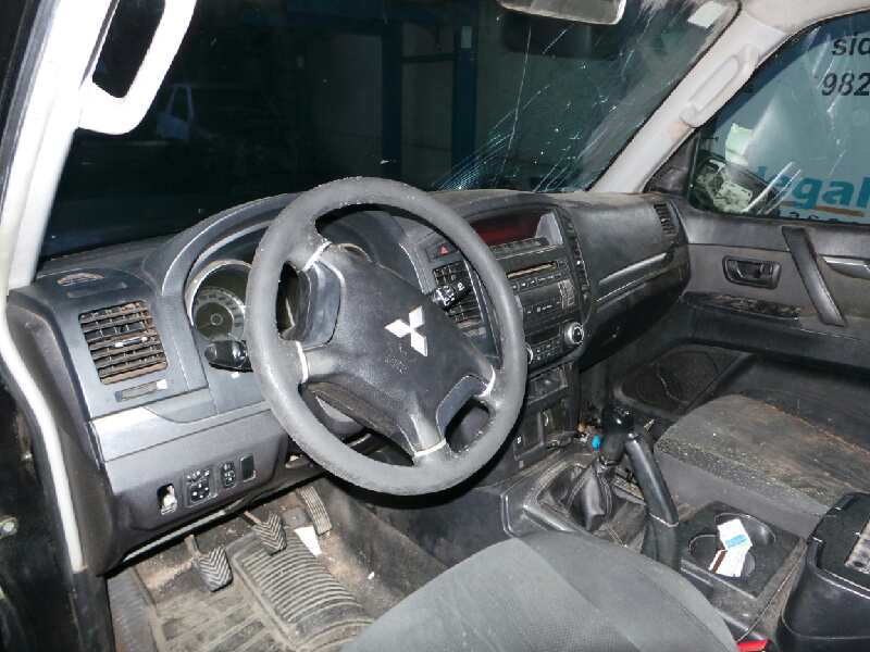 MITSUBISHI Pajero 3 generation (1999-2006) Reductor față MR453792 18888947