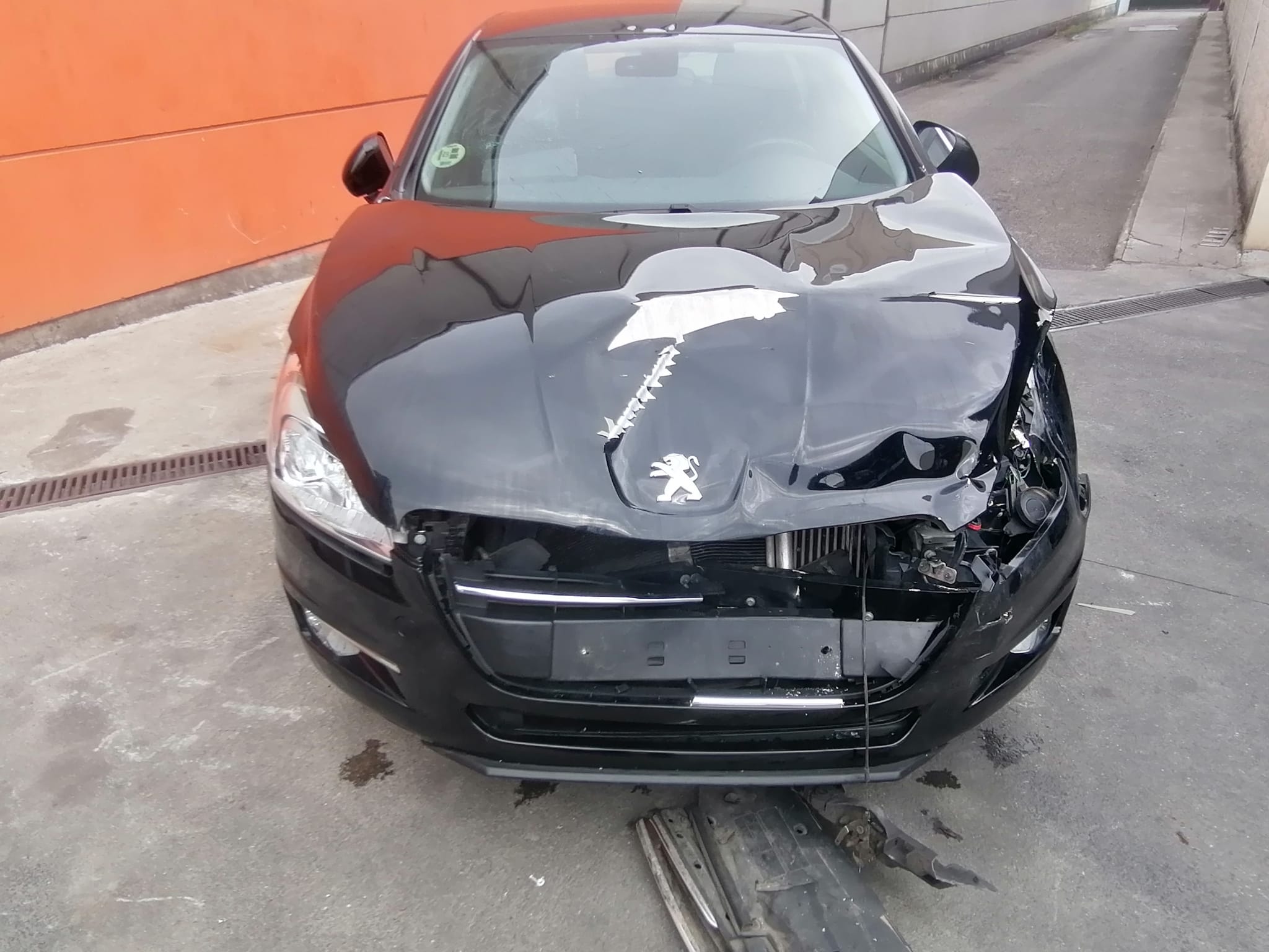 PEUGEOT 508 1 generation (2010-2020) Крышка багажника 9808850580 21538807