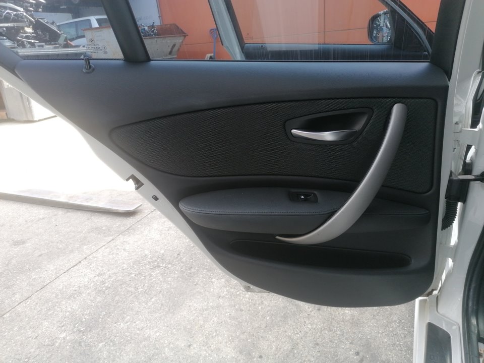 BMW 1 Series E81/E82/E87/E88 (2004-2013) Bal hátsó ajtó öntvénye 51419121193 25068992