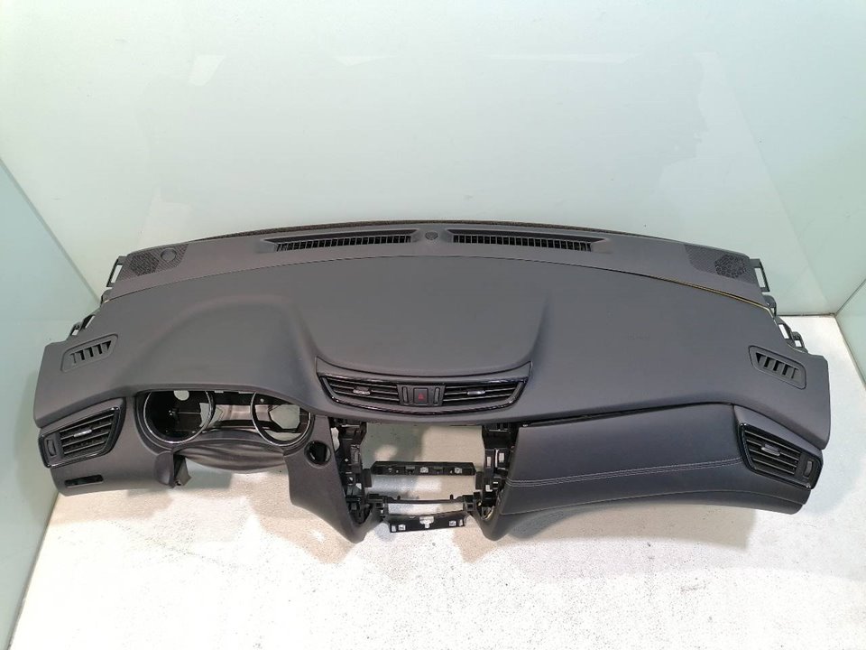 NISSAN X-Trail T32 (2013-2022) Tableau de bord 682004CC0A, K85154CB0A 19286225