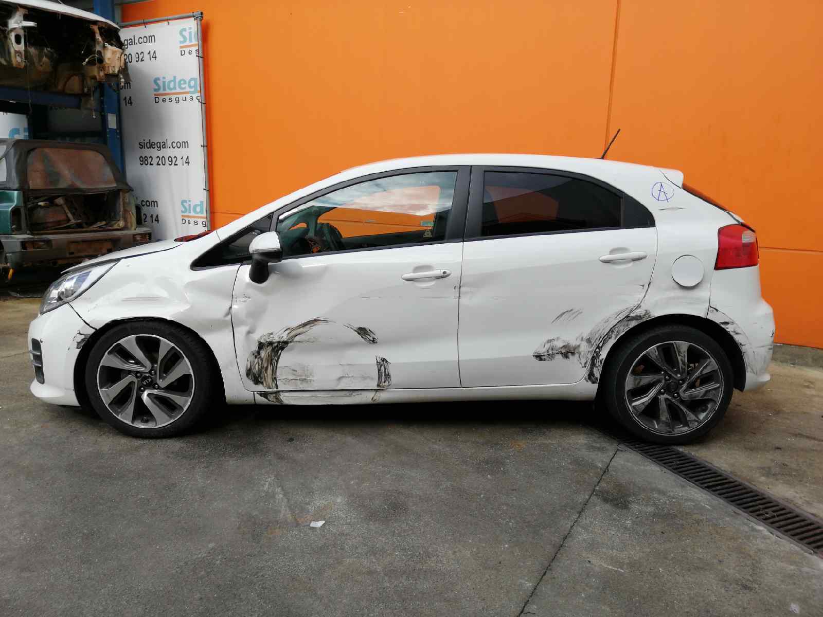 KIA Rio 3 generation (2011-2017) Подушка безопасности потолка левая 850101W000 19034904