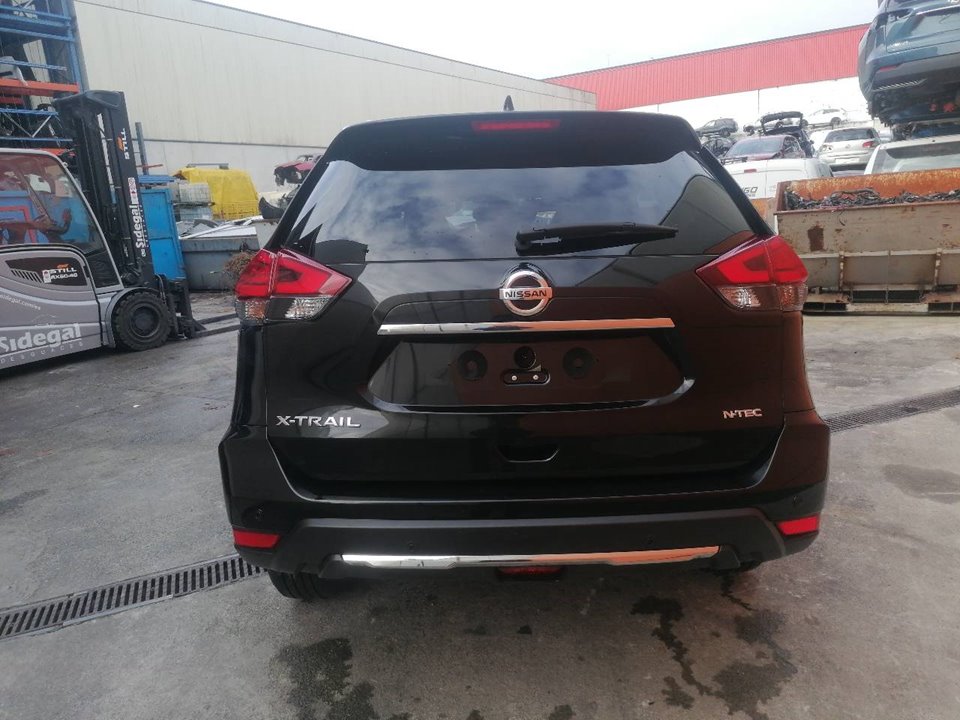 NISSAN X-Trail T32 (2013-2022) Молдинг задней левой двери 829014CE0A 19287244