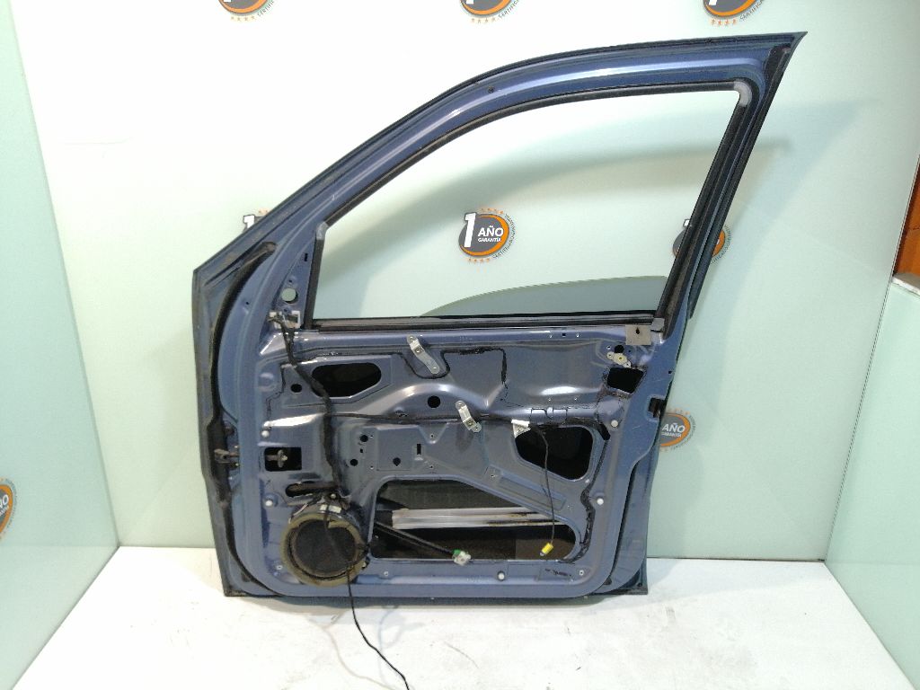 MERCEDES-BENZ M-Class W163 (1997-2005) Front Right Door A1637201605 18897099