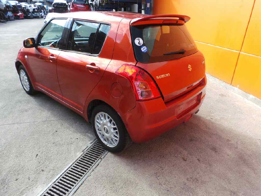 SUZUKI Swift 4 generation (2010-2016) Priekinės dešinės durys 19016516