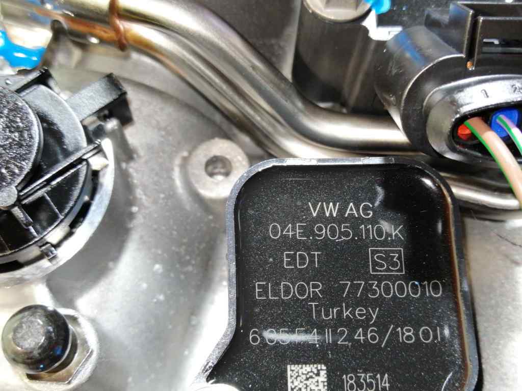 SKODA Yeti 1 generation (2009-2018) Engine DKL 19036891