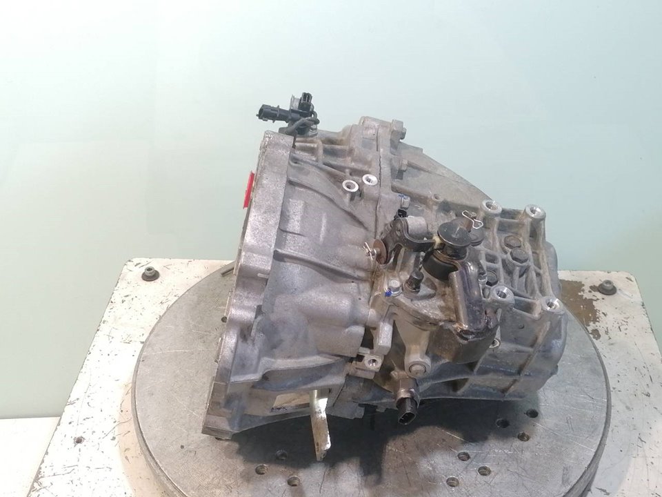 HYUNDAI i30 GD (2 generation) (2012-2017) Gearbox WAJ6 25068190