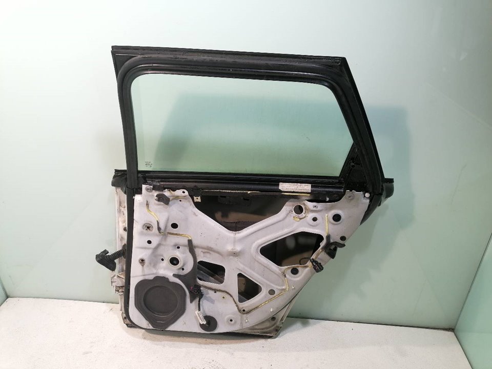 SEAT Exeo 1 generation (2009-2012) Labās aizmugurējās durvis 3R0833052 25069327