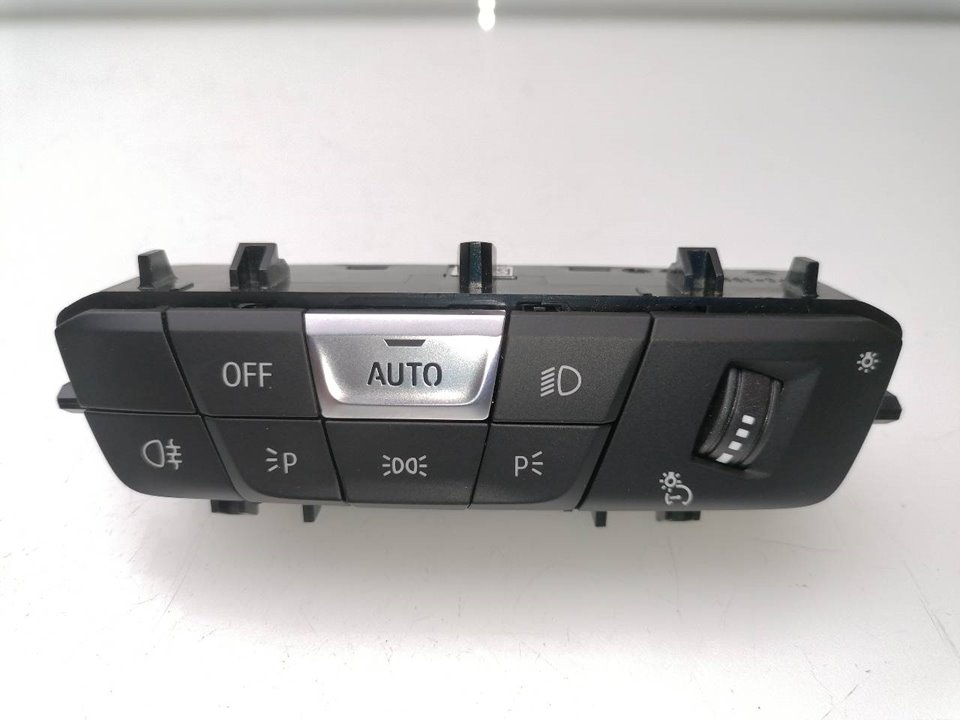 BMW 1 Series F40 (2019-2024) Switches 61315A16AB401 25069043