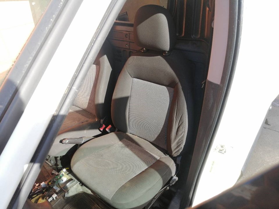 FIAT 2 generation (2009-2024) Priekšējais kreisais sēdeklis 98847083 25069754
