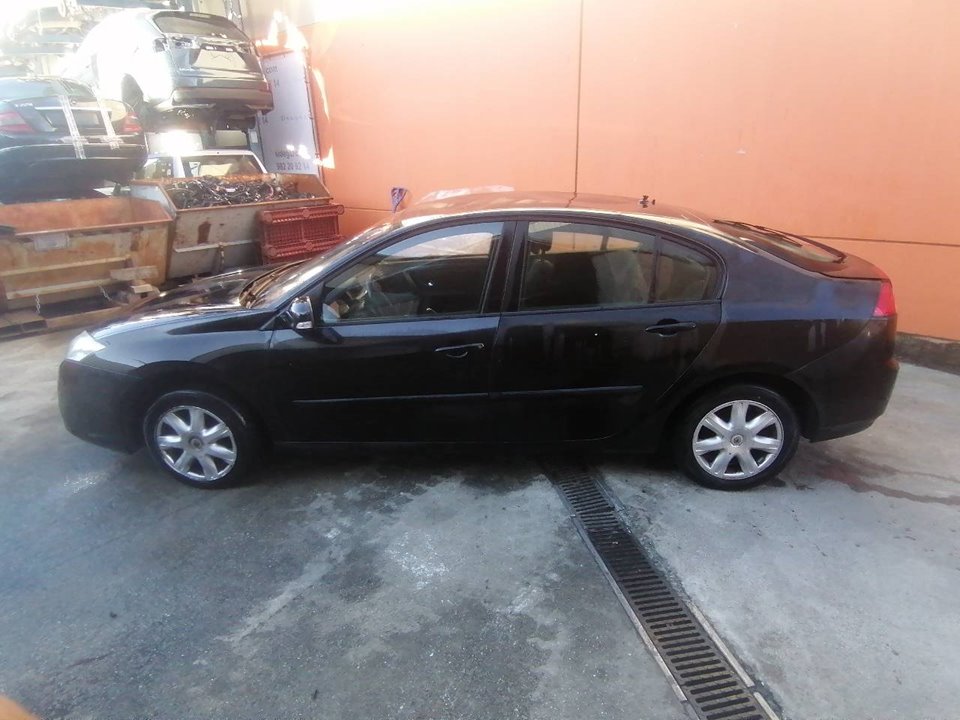 RENAULT Laguna 3 generation (2007-2015) Galinės dešinės durys 821000022R 21539890