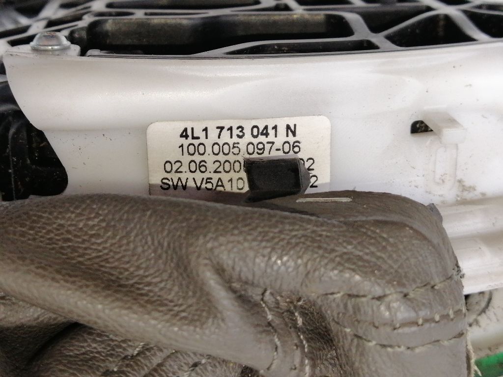 AUDI Q7 4L (2005-2015) Gear Shifting Knob 4L1713041N, 10000509706 19171362