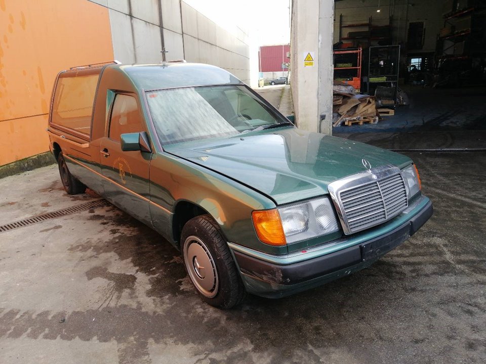 MERCEDES-BENZ Front Right Door A1247202605 25069904