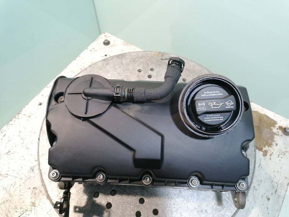 SEAT Leon 2 generation (2005-2012) Голова двигателя 038103373R 25069357