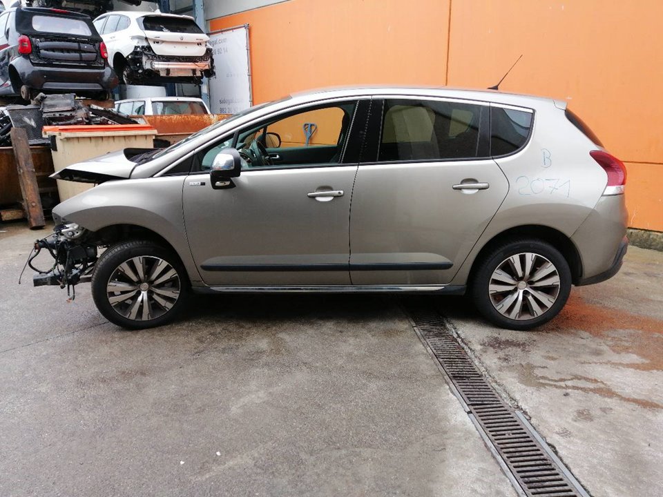 PEUGEOT 3008 1 generation (2010-2016) Двигатель HN02 25069673