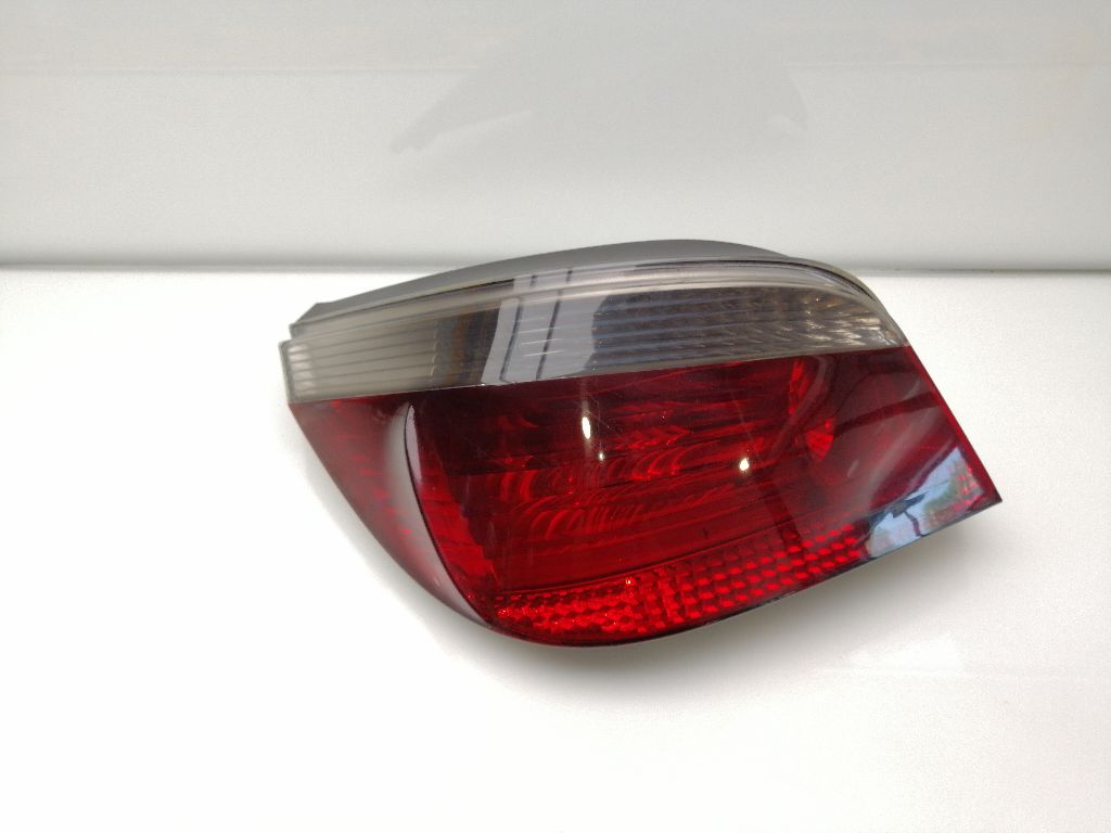 BMW 5 Series E60/E61 (2003-2010) Rear Left Taillight 6910767, 2VP008679057 19171695