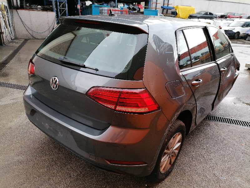 VOLKSWAGEN Golf 7 generation (2012-2024) Galinių dešinių durų spyna 5TA839016E 22064898