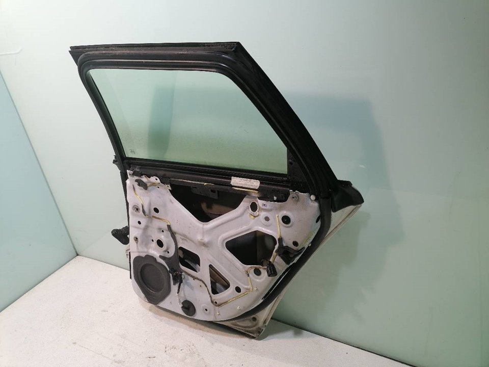 SEAT Exeo 1 generation (2009-2012) Labās aizmugurējās durvis 3R0833052 25069327