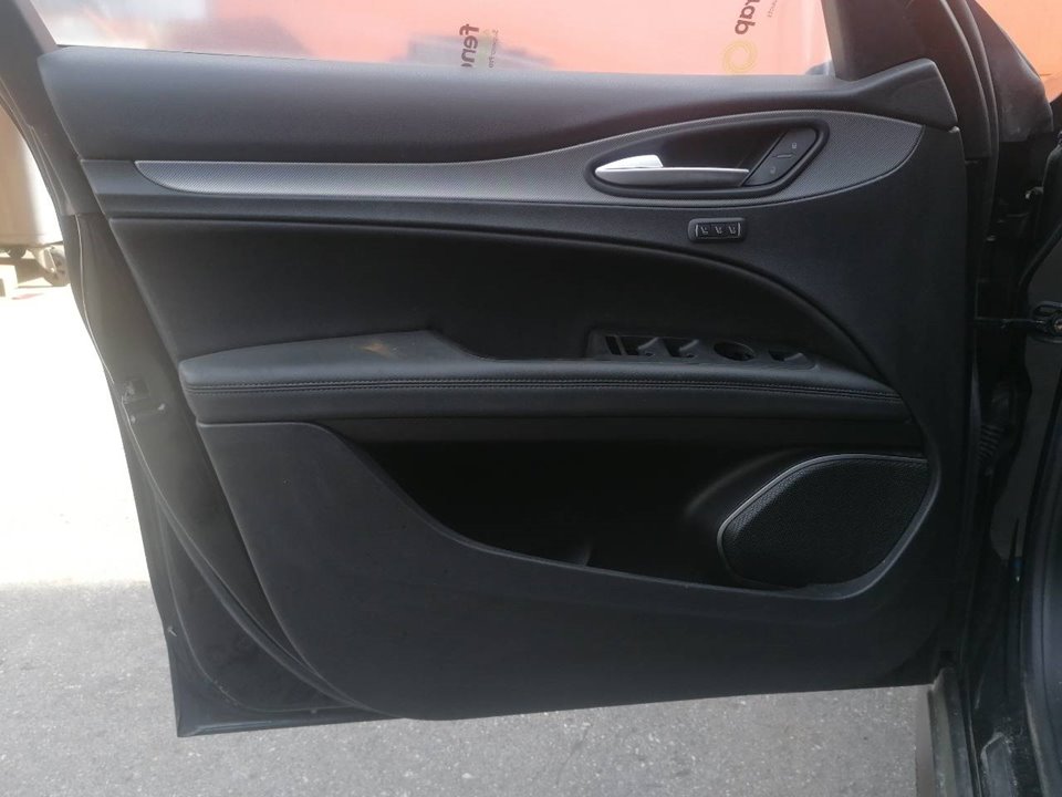 ALFA ROMEO Stelvio 949 (2017-2023) Levý přední dveřní panel 0000156134573, 156134573 25068986