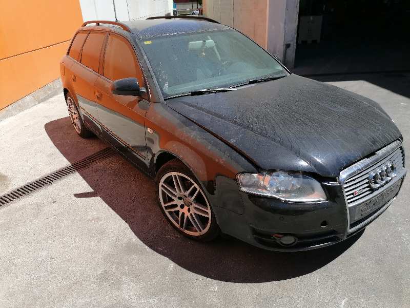 AUDI A4 B7/8E (2004-2008) Højre bagdør 8E0833052J 19096900