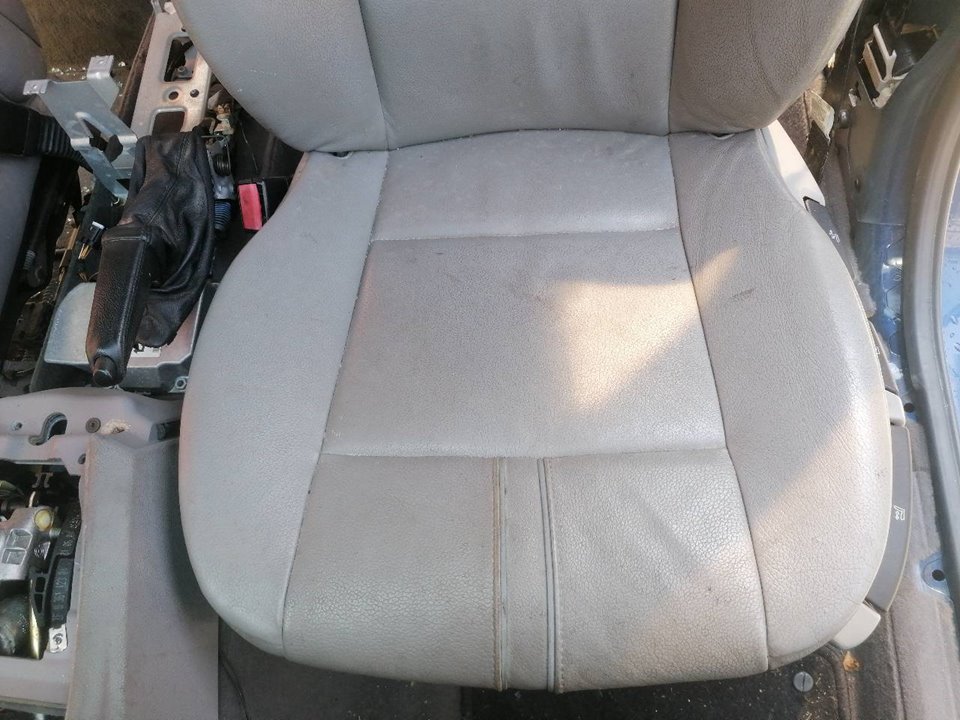 BMW X3 E83 (2003-2010) Front Left Seat 52108226420 21226494