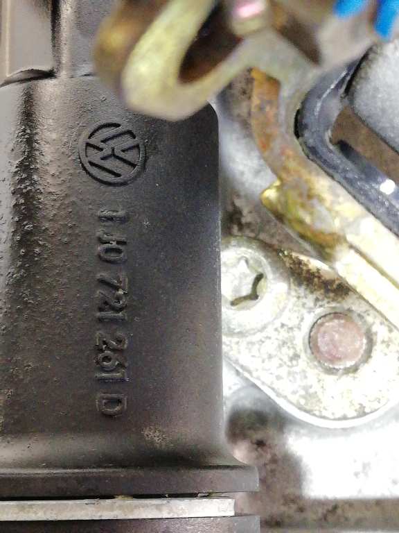 VOLKSWAGEN Bora 1 generation (1998-2005) Коробка передач DEA 18907533