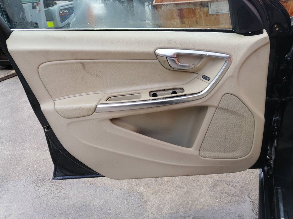 VOLVO S60 2 generation (2010-2020) Front Left Door Panel 39817548 25069470