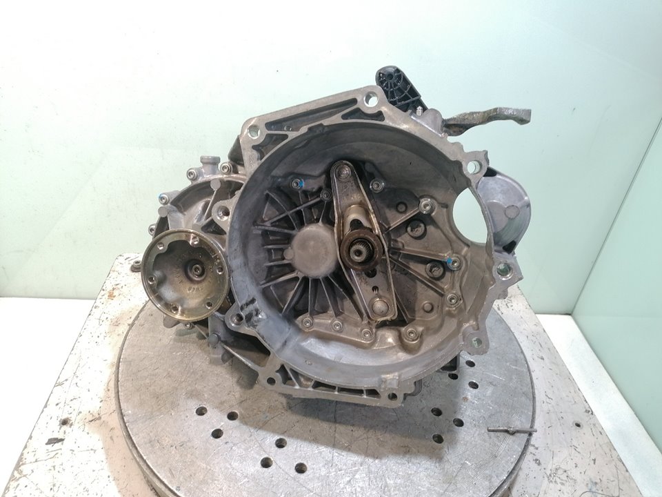 AUDI A3 8V (2012-2020) Gearbox MYF 25070048