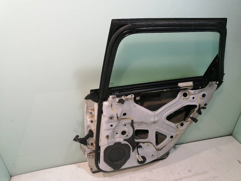 SEAT Exeo 1 generation (2009-2012) Labās aizmugurējās durvis 3R0833052 25069327