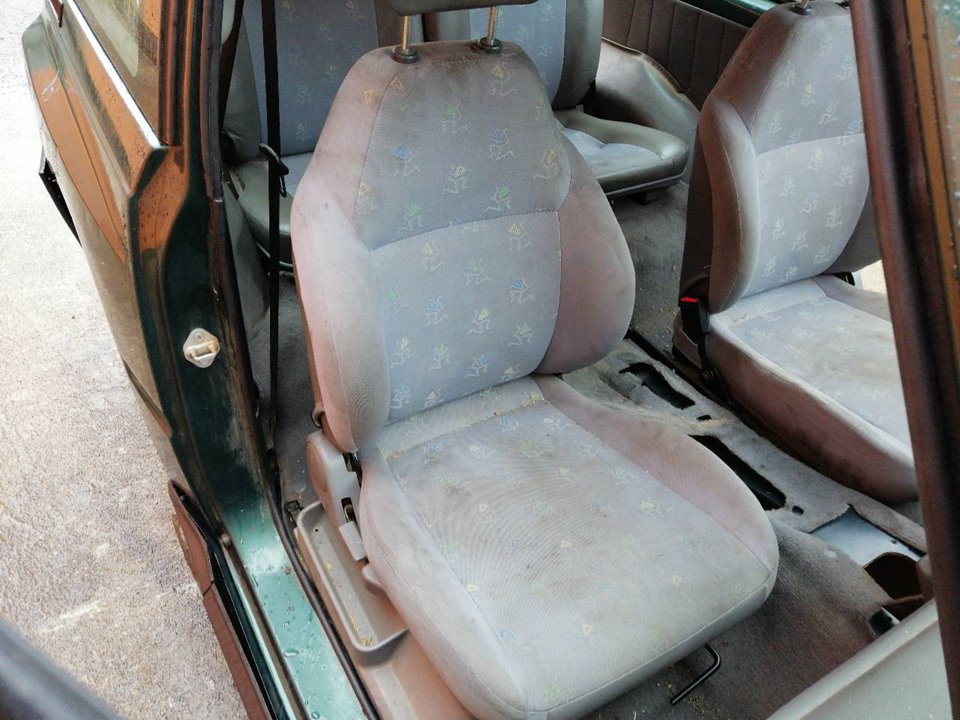 SUZUKI Vitara 1 generation (1988-2006) Priekinė dešinė sėdynė 25069895