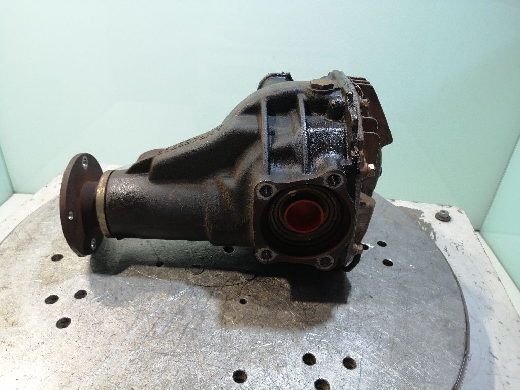 MITSUBISHI Pajero 4 generation (2006-2023) Reductor față MR453792 19168910