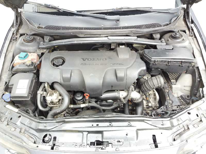 VOLVO V70 2 generation (2000-2008) Engine Block D5244T 19040133