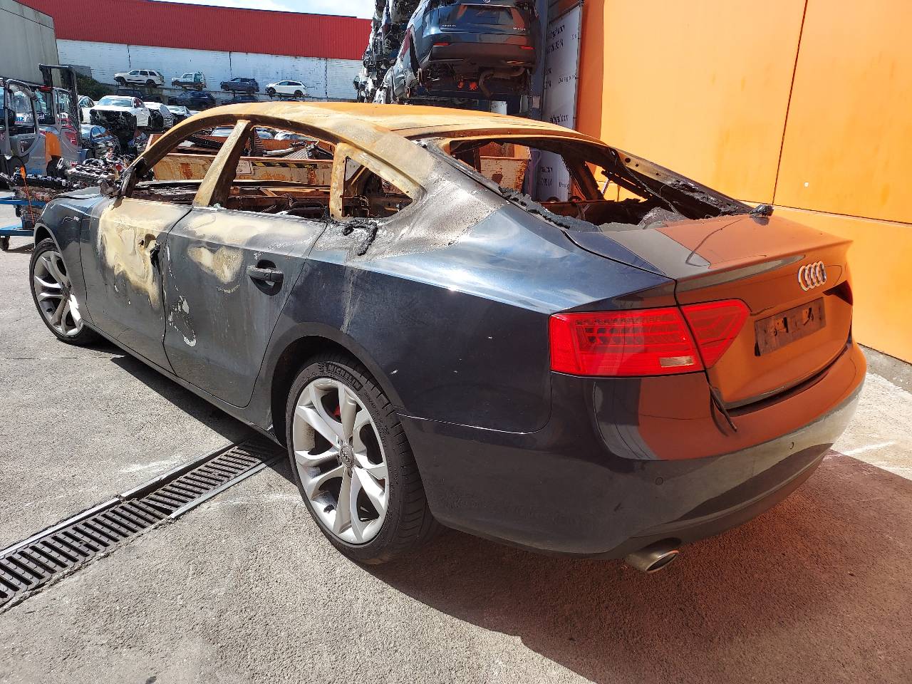 AUDI A5 Sportback 8T (2009-2011) Bakre antirullebøyle 8K0511305AD 19227747