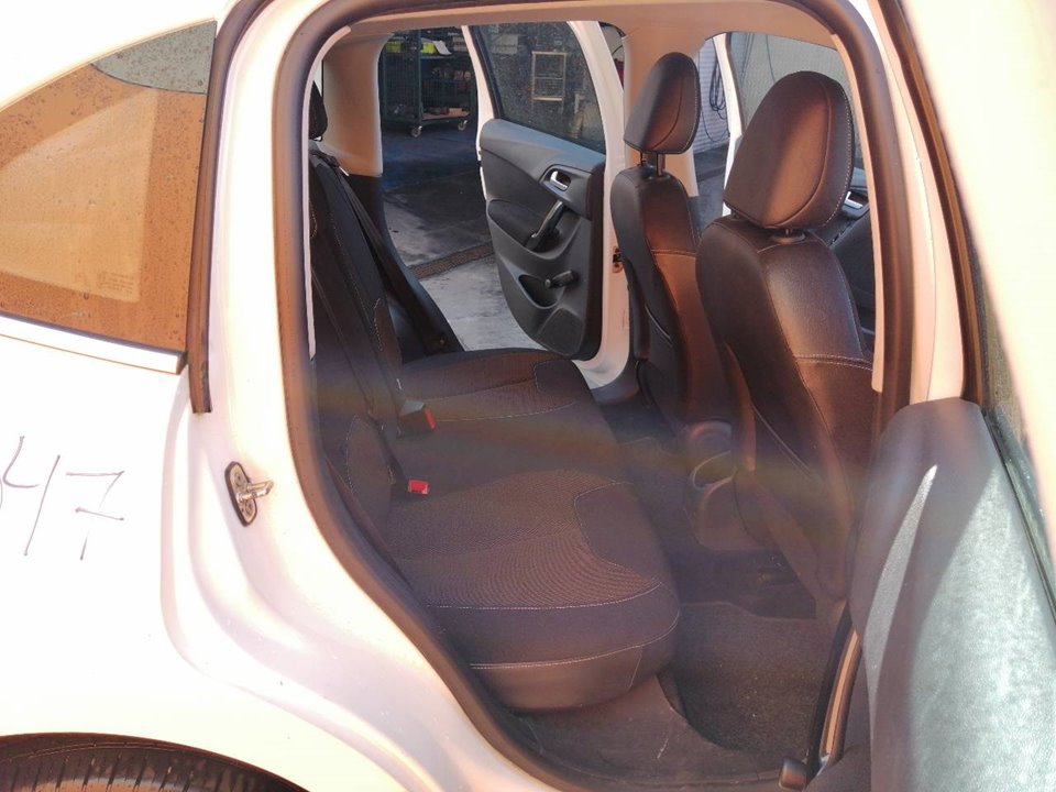 CITROËN C1 1 generation (2005-2016) Front Right Seat 25069561