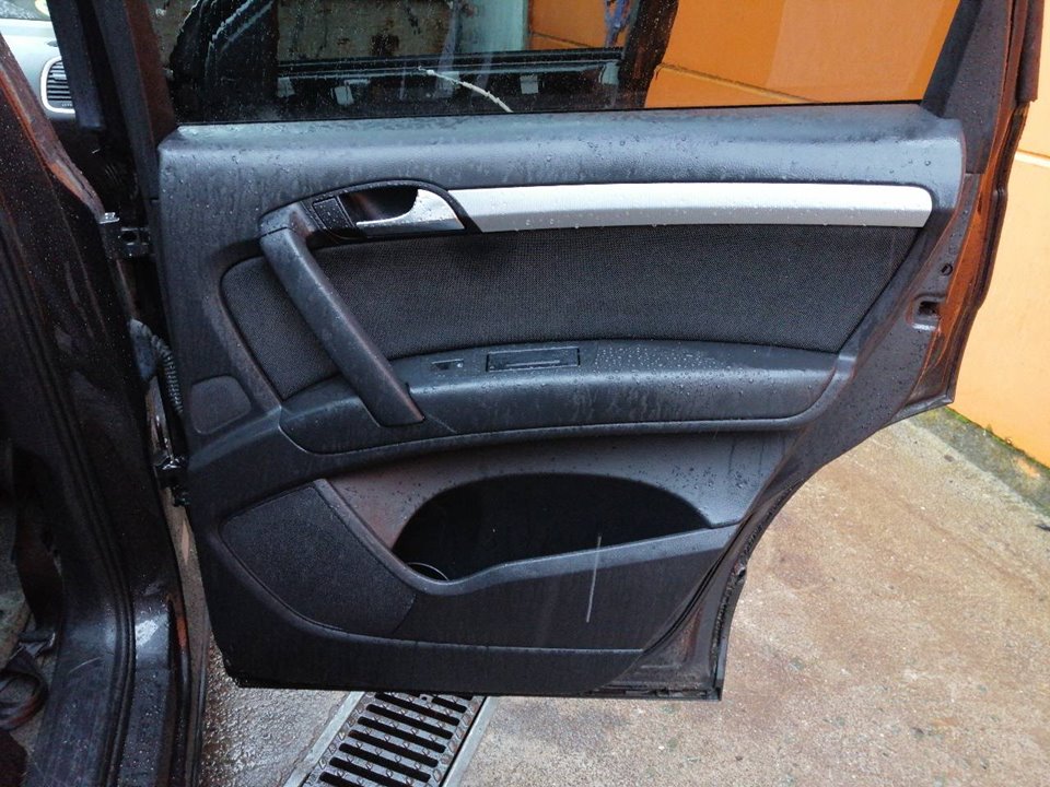 AUDI Q7 4L (2005-2015) Pravý zadný dverový panel 4L0867304 25069596