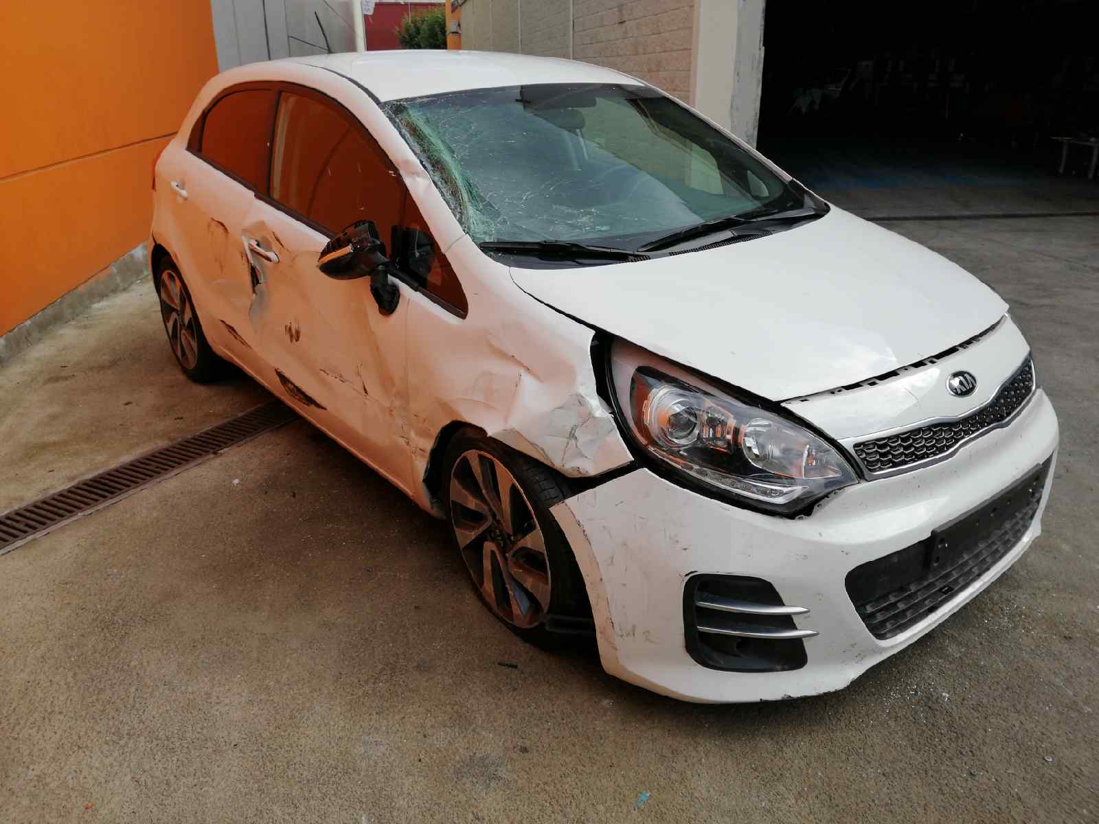 KIA Rio 3 generation (2011-2017) Подушка безопасности потолка левая 850101W000 19034904