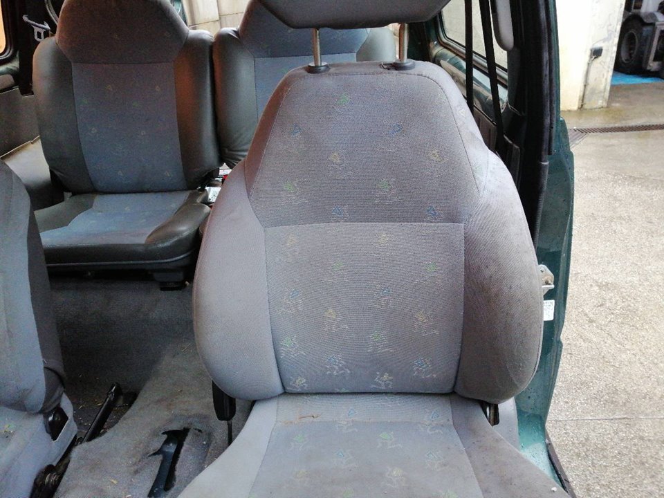 SUZUKI Vitara 1 generation (1988-2006) Предна лява седалка 25069837