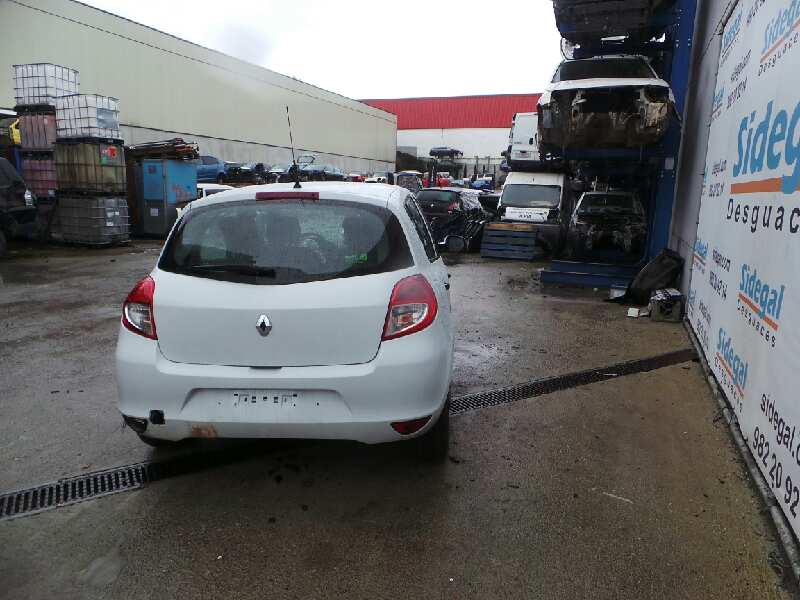 RENAULT Clio 3 generation (2005-2012) Головка рычага КПП 8200755868 18889172